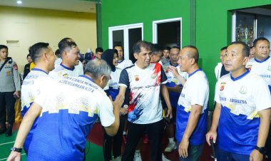 ‎*Kebersamaan Tulus Kapolda Jabar dan Kajati Sebagai Mitra Strategis Lewat Farewell Badminton*  ‎